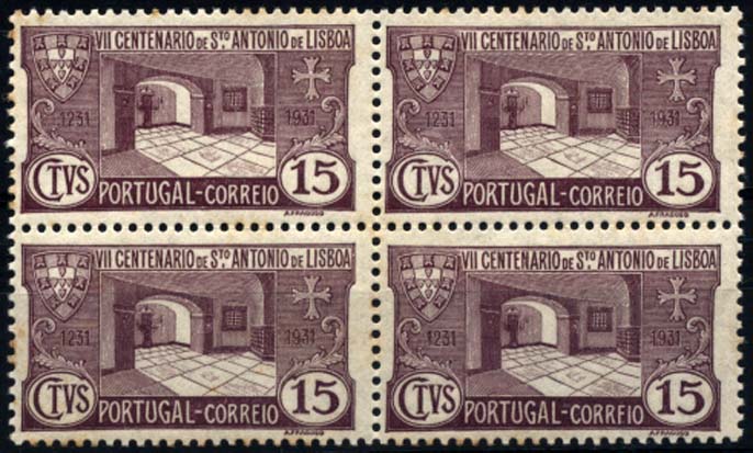 1103.jpg -     Lote:    1103            Portugal       Descrição:         1931 &mdash; 7.º Centenário da Morte de S. António. CE531, 15C lilás vermelho. Um dos selos com a variedade CORRFIO. Pontos de óxido no verso. Valor de catálogo &euro; 47,30.        ***       Valor Base:     &euro; 5,00     Valor Venda:     &euro; 5,00     