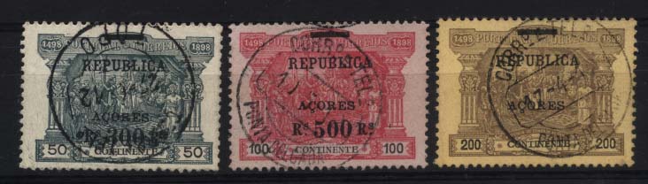 1114.jpg -     Lote:    1114            Portugal       Descrição:         1911/12 &mdash; 4.º Centenário do Descobrimento do Caminho Marítimo para a Índia, com sobrecarga REPUBLICA, sobre selos do Porteado do Continente. CE146/148. Lote de 3 selos falsos do Continente, com sobrecargas falsas. MR.        O       Valor Base:     &euro; 20,00     Valor Venda:     &euro; 20,00     