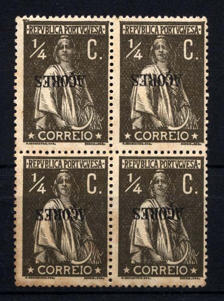 1117.jpg -     Lote:    1117            Açores       Descrição:         1912/13 &mdash; Ceres. Selos do Continente com sobrecarga AÇORES. CE149, &frac14; sépia, denteado 15x14, papel pontinhado, com a sobrecarga invertida. Selos com pontos de óxido no verso.        ***       Valor Base:     &euro; 8,00     Valor Venda:     &euro; 8,00     