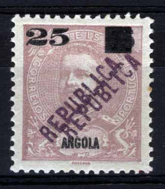 1142.jpg -     Lote:    1142            Angola       Descrição:         1912 &mdash; D. Carlos I, com sobrecarga REPUBLICA e sobretaxa, tipografadas localmente. CE117, 25 s/ 75 reis castanho violeta. Selo com dupla sobrecarga REPUBLICA.        **       Valor Base:     &euro; 12,00     Valor Venda:     &euro; 16,00     