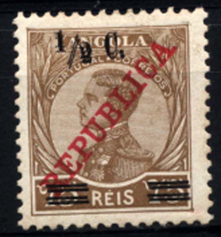 1165.jpg -     Lote:    1165            Angola       Descrição:         1919 &mdash; D. Manuel II com sobrecarga REPUBLICA da Casa da Moeda e sobretaxa. CE190, &frac12; c s/ 75 reis bistre. Selo com dupla sobretaxa.        ***       Valor Base:     &euro; 8,00     Valor Venda:     &euro; 22,00     