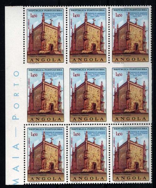 1184.jpg -     Lote:    1184            Angola       Descrição:         1968 &mdash; 5.º Centenário do Nascimento de Pedro Álvares Cabral. CE533, 1$50. Bloco de 9 selos bordo de folha, com deslocação de denteado. Fila central horizontal sem denteado vertical, nem no bordo superior dos selos. MB e MR.        ***       Valor Base:     &euro; 25,00     Valor Venda:     &euro; 36,00     