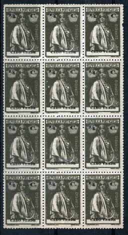 1188.jpg -     Lote:    1188            Cabo Verde       Descrição:         1914 &mdash; Ceres. CE137, &frac14; C sépia escuro, denteado 15x14, papel pontinhado. Bloco de 12 selos, com deslocação da impressão da taxa e legenda.        ***       Valor Base:     &euro; 12,00     Valor Venda:     &euro; 22,00     