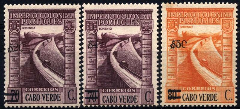 1190.jpg -     Lote:    1190            Cabo Verde       Descrição:         1951 &mdash; Império Colonial Português, com sobretaxa. Lote de 3 selos CE255/257, com defeitos de impressão da sobretaxa. Um dos selos com ligeiro ponto de óxido.        ***/**       Valor Base:     &euro; 10,00     Valor Venda:     &euro; 10,00     