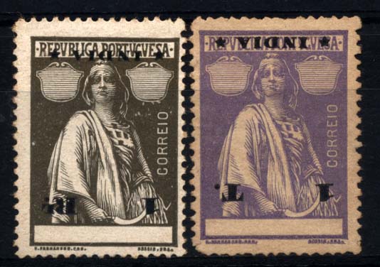 1206.jpg -     Lote:    1206            Índia Portuguesa       Descrição:         1913 &mdash; Ceres. CE254 e 264, 1 real sépia e 1 Tanga violeta em denteado 15x14. Os dois selos com a impressão invertida das legenda e das taxas.        *       Valor Base:     &euro; 10,00     Valor Venda:     &euro; 18,00     