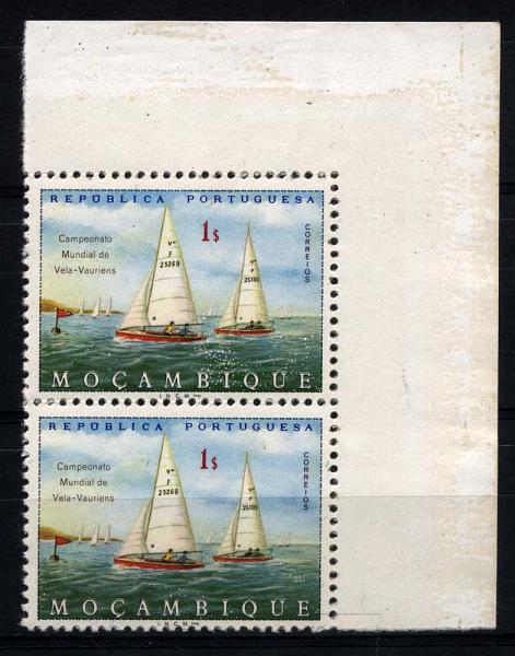 1227.jpg -     Lote:    1227            Moçambique       Descrição:         1973 &mdash; Campeonato Mundial de Vela &mdash; "Vauriens". CE530, 1$00. Par vertical, canto de folha, gomado na frente. Pouco vulgar.        ***       Valor Base:     &euro; 6,00     Valor Venda:     Retirado     