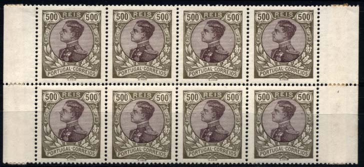 1391.jpg -     Lote:    1391            Portugal       Descrição:         1910 &mdash; D. Manuel II. CE168, 500 reis sépia e castanho. Bloco horizontal de 8 selos, retirado de folha de 28 selos. Valor de catálogo &euro; 218,40.        ***       Valor Base:     &euro; 32,00     Valor Venda:     &euro; 32,00     