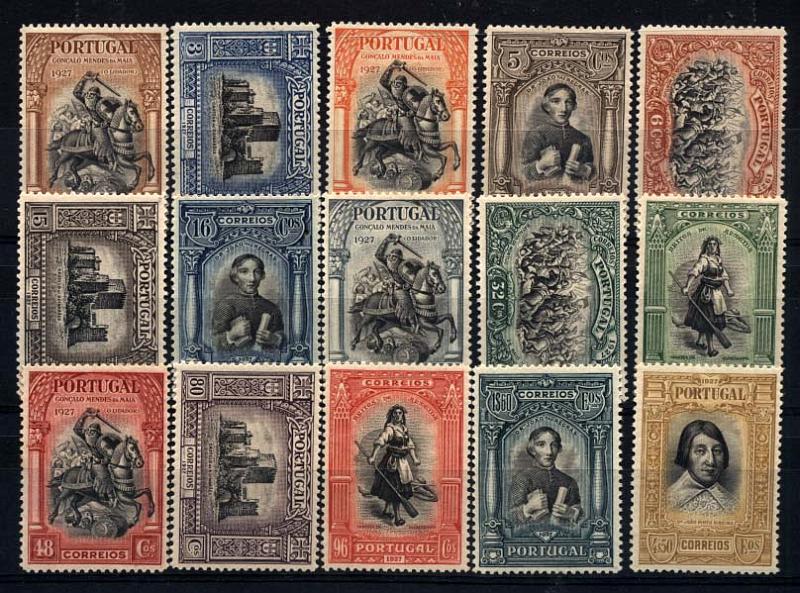 1436.jpg -     Lote:    1436            Portugal       Descrição:         1927 &mdash; Independência de Portugal (2.ª emissão). CE420/434. Série completa. Valor de catálogo &euro; 225,00. MB.        ***       Valor Base:     &euro; 40,00     Valor Venda:     &euro; 60,00     