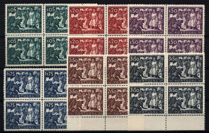 1497.jpg -     Lote:    1497            Portugal       Descrição:         1947 &mdash; 8.º Centenário da Tomada de Lisboa aos Mouros. CE685/690. Série completa em quadras. MB. Valor de catálogo &euro; 289,80.        ***       Valor Base:     &euro; 44,00     Valor Venda:     &euro; 44,00     