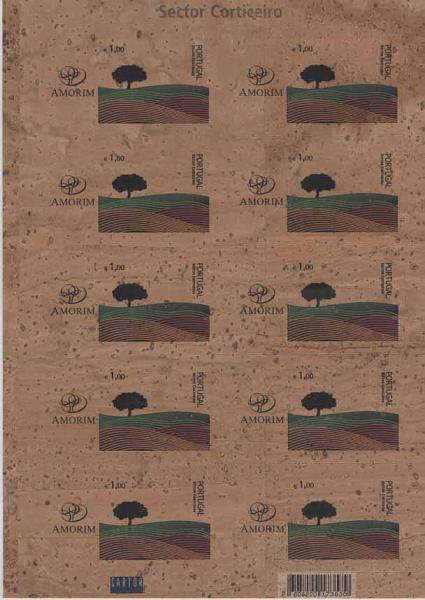 1530.jpg -     Lote:    1530            Portugal       Descrição:         2007 &mdash; Sector Corticeiro. CE3655A, &euro; 1,00. Folha completa com 10 selos, com tarja promocional do "Grupo Amorim. Apenas emitidos 20.000 exemplares. Valor de catálogo &euro; 300,00.        ***       Valor Base:     &euro; 120,00     Valor Venda:     &euro; 260,00     