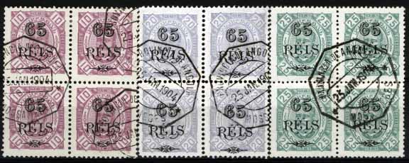 1610.jpg -     Lote:    1610            Angola       Descrição:         1902 &mdash; D. Carlos I tipo Diogo Neto com sobretaxa. CE63/65, tipo I. Lote de 3 quadras de 65 s/ 10 reis em violeta vermelho, denteado 11 &frac12;, 65 s/ 20 reis violentadas, denteado 11 &frac12;, 65 s/25 reis verde, denteado 12 &frac12;, todas em papel pontinhado. Raro em múltiplos. Valor de catálogo &euro; 153,60.        O       Valor Base:     &euro; 30,00     Valor Venda:     &euro; 30,00     