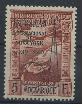 1870.jpg -     Lote:    1870            Moçambique       Descrição:         1939 &mdash; Correio Aéreo. Império Colonial Português com sobretaxa "Exposição Internacional de Nova York". CE CA7A, 5$00 castanho vermelho: valor de catálogo &euro; 130,00.        **       Valor Base:     &euro; 30,00     Valor Venda:     &euro; 60,00     