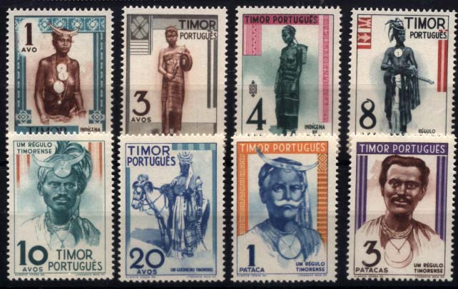 1918.jpg -     Lote:    1918            Timor       Descrição:         1948 &mdash; Tipos Indígenas. CE26&frac12;68. Série completa. Valor de catálogo &euro; 141,70.        ***       Valor Base:     &euro; 25,00     Valor Venda:     &euro; 42,00     
