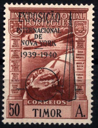 1924.jpg -     Lote:    1924            Timor       Descrição:         1939 &mdash; Correio Aéreo. Império Colonial Português, com sobrecarga da Exposição Internacional de Nova York. CE CA 7A, 50A, castanho avermelhado. Valor de catálogo &euro; 130,00.        **       Valor Base:     &euro; 30,00     Valor Venda:     &euro; 75,00     