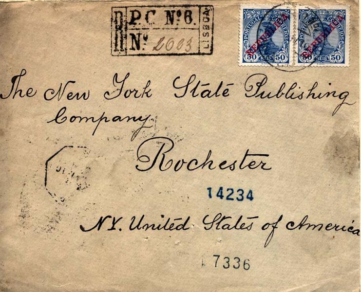 2007.jpg -     Lote:    2007            Portugal       Descrição:         Postos Particulares de Correio. 1910 &mdash; D. Manuel II com sobrecarga REPUBLICA. Sobrescrito circulado registado de PC n.º 6 (01.11.10) para Nova York (19.11.10), com par de selos de 50 reis azul CE176. Carimbos de registo e de dia batidos a preto "P.C. N.º 6". MB e MR.        Carta       Valor Base:     &euro; 250,00     Valor Venda:     Retirado     