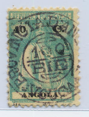 2027.jpg -     Lote:    2027            Angola       Descrição:         Carimbos nominativos de recurso. Selo de 40C verde azul CE207, obliterado com carimbo batido a preto "PROVÍNCIA DE ANGOLA / 100 / BIÉ / VOUGA". MB e MR.        O       Valor Base:     &euro; 30,00     Valor Venda:     &euro; 55,00     