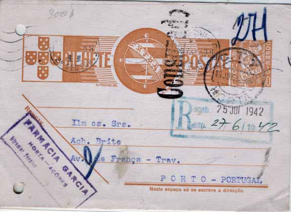 2563.jpg -     Lote:    2563      Lotes pelo Correio              Descrição:         2.ª Guerra Mundial. Censuras. 194&frac14;2 &mdash; Tudo pela Nação. Aumento de porte. OM94, $30 ocre-castanho, circulado da Horta (16.06.42) para o Porto (20.07.42). Carimbo de censura batido a preto "CENSURADO". Furos de arquivo.        IC       Valor Base:     &euro; 5,00     Valor Venda:     Retirado     