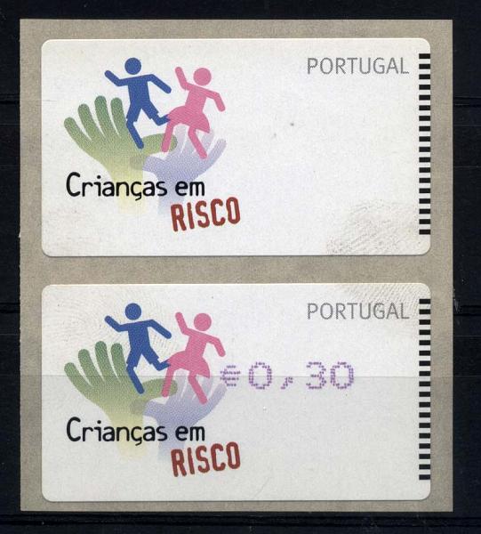 2592.jpg -     Lote:    2592      Lotes pelo Correio       Portugal       Descrição:         2007 &mdash; Crianças em Risco. Máquina AMIEL. ETQ39, $30. Tira com duas etiquetas. Uma com a taxa impressa e outra sem impressão da taxa. B e R.         ETQ       Valor Base:     &euro; 5,00     Valor Venda:     &euro; 5,00     