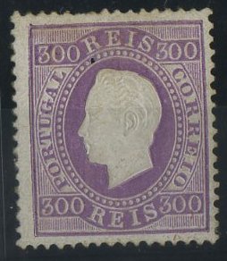 2647.jpg -     Lote:    2647      Lotes pelo Correio       Portugal       Descrição:         1870/76 &mdash; D. Luís I, fita direita. CE47, 300 reis violeta, papel porcelana, denteado 13 &frac12;. Selo com dois dentes curtos e transparência. Valor de catálogo &euro; 253,00.        RG**       Valor Base:     &euro; 10,00     Valor Venda:     Retirado     