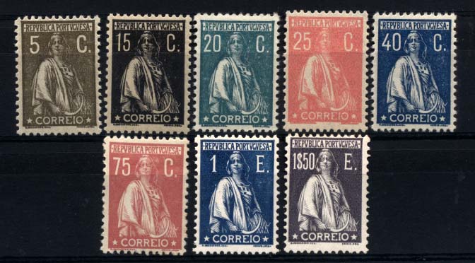 2695.jpg -     Lote:    2695      Lotes pelo Correio       Portugal       Descrição:         1923 &mdash; Ceres. Novas taxas e cores. CE252/59. Série completa. Valor de catálogo &euro; 69,70.        **       Valor Base:     &euro; 10,00     Valor Venda:     &euro; 14,00     