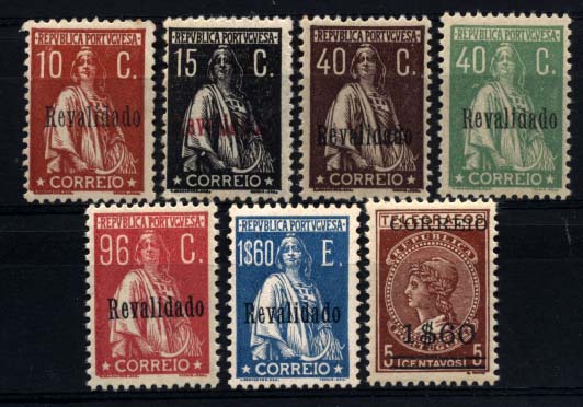 2711.jpg -     Lote:    2711      Lotes pelo Correio       Portugal       Descrição:         1929 &mdash; Ceres, com sobrecarga "Revalidado" + Imposto Telegráfico. CE488/494. Duas séries completas. Valor de catálogo &euro; 122,30.        ***       Valor Base:     &euro; 18,00     Valor Venda:     &euro; 22,00     