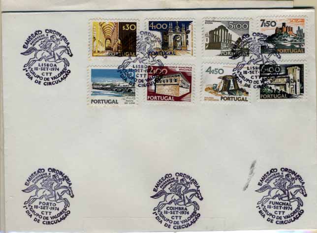 2760.jpg -     Lote:    2760      Lotes pelo Correio       Portugal       Descrição:         1972/74 &mdash; Paisagens e Monumentos. Lote de 3 FDC's com os selos dos 3.º e 4.º grupos + 1975 com selos fosforescentes. Completos. Valor de catálogo &euro; 128,60.        FDC's       Valor Base:     &euro; 10,00     Valor Venda:     &euro; 12,00     