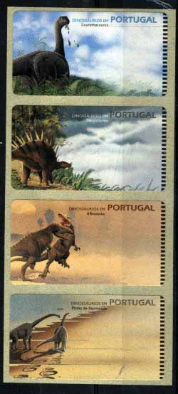 2794.jpg -     Lote:    2794      Lotes pelo Correio       Portugal       Descrição:         1999 &mdash; Dinossáurios em Portugal. CE ETQ19. Tira de 4 exemplares sem impressão da taxa.        ETQ       Valor Base:     &euro; 4,00     Valor Venda:     Retirado     