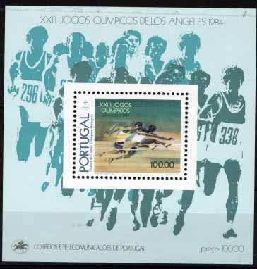 2813.jpg -     Lote:    2813      Lotes pelo Correio       Portugal       Descrição:         1984 &mdash; XXIII Jogos Olímpicos. Bloco CE69. valor de catálogo &euro; 13,90.        BLC***       Valor Base:     &euro; 6,00     Valor Venda:     Retirado     