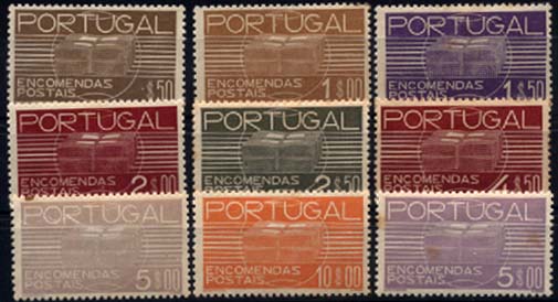 2819.jpg -     Lote:    2819      Lotes pelo Correio       Portugal       Descrição:         1936 &mdash; Encomendas Postais. Encomenda Postal. CE18/25. Série completa. Selos de 1$50, 2$50 e 2 x 5$00 com pontos de óxido. Lote a ver. Valor de catálogo &euro; 60,00.        **       Valor Base:     &euro; 8,00     Valor Venda:     &euro; 10,00     