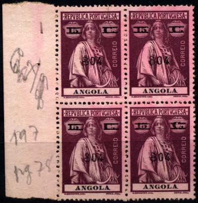 2861.jpg -     Lote:    2861      Lotes pelo Correio       Angola       Descrição:         1921 &mdash; Ceres, com sobretaxa. CE198, $04 s/ 15c lilás vermelho. Quadra bordo de folha. Um selo com cifrão partido. Não catalogado.         *       Valor Base:     &euro; 10,00     Valor Venda:     Retirado     