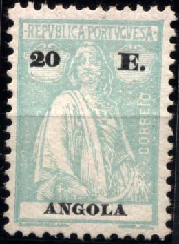 2865.jpg -     Lote:    2865      Lotes pelo Correio       Angola       Descrição:         1925/26 &mdash; Ceres. CE221, 20E azul turquesa. Selo com muito ligeiro sinal de charneira. Valor de catálogo &euro; 116,00.        **       Valor Base:     &euro; 25,00     Valor Venda:     &euro; 25,00     