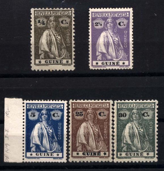 2890.jpg -     Lote:    2890      Lotes pelo Correio       Guiné       Descrição:         1914/25 &mdash; Ceres. Lote de 5 selos com variedade de estrelas. &frac14; C CE143 posição III-II; 2 &frac12; C CE148, posição II-I; 5C CE149, posição I-I; 30C, CE183, posição III-II e 25C CE194, posição III-IV (estrela à esquerda mais pequena, não catalogada).        **       Valor Base:     &euro; 5,00     Valor Venda:     &euro; 12,00     