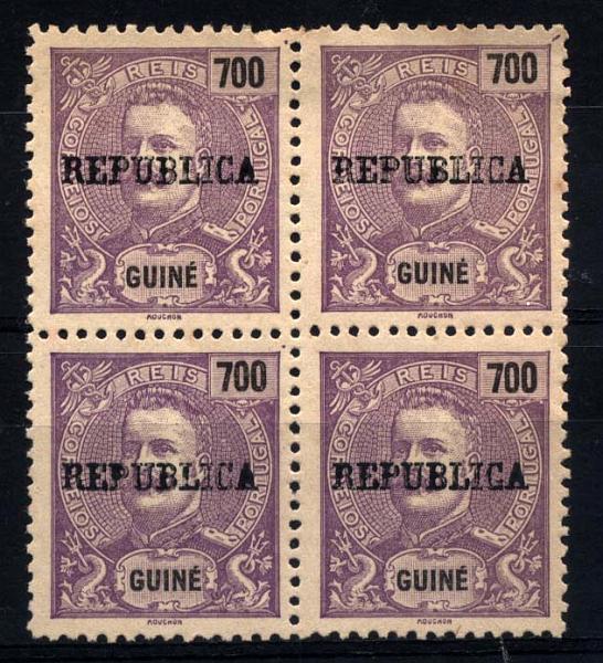 2892.jpg -     Lote:    2892      Lotes pelo Correio       Guiné       Descrição:         1919 &mdash; D. Carlos I, com sobrecarga REPUBLICA local. Emitidos sem goma. CE173, 700 reis violeta s/ amarelo. Valor de catálogo &euro; 118,00.        *       Valor Base:     &euro; 30,00     Valor Venda:     Retirado     