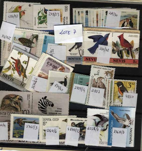 3225.jpg -     Lote:    3225      Lotes pelo Correio              Descrição:      Aves. Temáticos.   Lote composto por 25 séries completas novas e diferentes (132 selos). Valor de catálogo &euro; 110,00.        Lote       Valor Base:     &euro; 15,00     Valor Venda:     &euro; 15,00     
