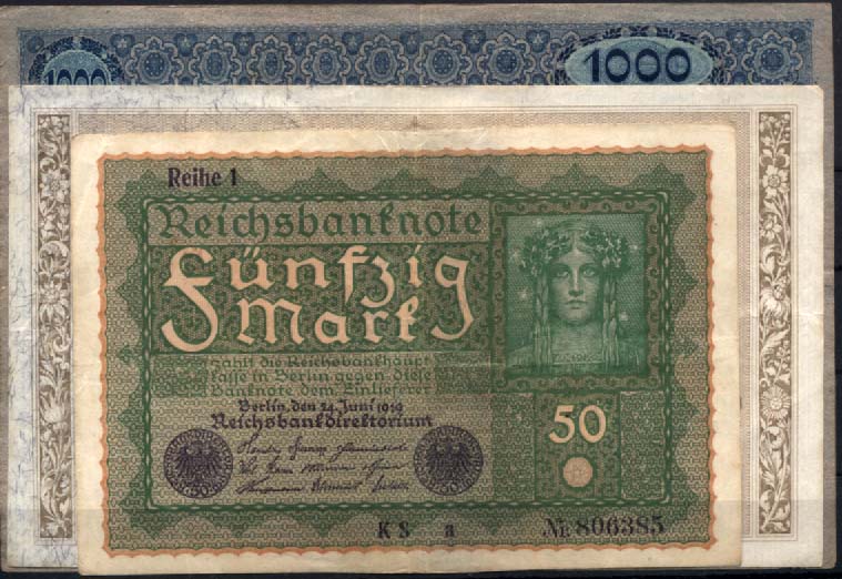 3233.jpg -     Lote:    3233      Lotes pelo Correio              Descrição:         Notafilia. Alemanha e Áustria. Lote composto por duas notas alemãs e uma nota austríaca.        NT       Valor Base:     &euro; 10,00     Valor Venda:     Retirado     