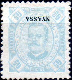 0004.jpg -     Lote:    4      Colecção IMPÉRIO      Companhia do Niassa       Descrição:         1898 &mdash; D. Carlos I. Selos de Moçambique com sobrecarga NYASSA. CE7, 50 reis azul claro, denteado 11 &frac12;, papel porcelana. Não catalogada neste denteado.        **       Valor Base:     &euro; 25,00     Valor Venda:     &euro; 160,00     
