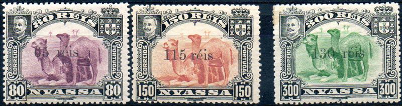 0033.jpg -     Lote:    33      Colecção IMPÉRIO      Companhia do Niassa       Descrição:         1903 &mdash; D. Carlos I. Selos de 1901 com sobretaxa, tipografada a preto localmente. CE45/47. Série completa com as sobretaxas falsas.        **       Valor Base:     &euro; 20,00     Valor Venda:     &euro; 70,00     