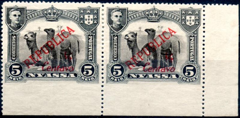 0069.jpg -     Lote:    69      Colecção IMPÉRIO      Companhia do Niassa       Descrição:         1921 &mdash; D. Manuel II, com sobrecarga e sobretaxa REPUBLICA, tipografada a preto em Lisboa. CE83, &frac12; c s/ 5 reis preto. Par horizontal não denteado no bordo inferior. B e R.        **       Valor Base:     &euro; 25,00     Valor Venda:     &euro; 70,00     