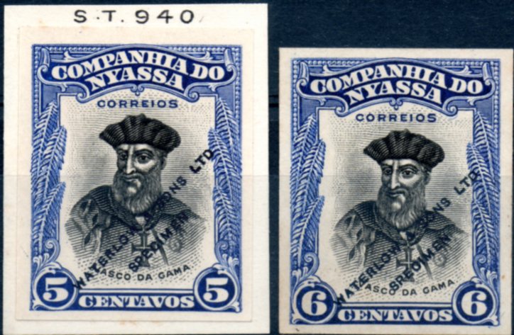 0088.jpg -     Lote:    88      Colecção IMPÉRIO      Companhia do Niassa       Descrição:         192&frac12;3 &mdash; Motivos diversos. Lote de duas provas de cunho em azul para os valores de 5 e 6 centavos. A primeira colada em cartão com a impressão marginal "S.T. 940". Ambos com a sobrecarga a preto "WATERLOW & SONS, LTD / SPECIMEN".        PRV       Valor Base:     &euro; 40,00     Valor Venda:     &euro; 55,00     