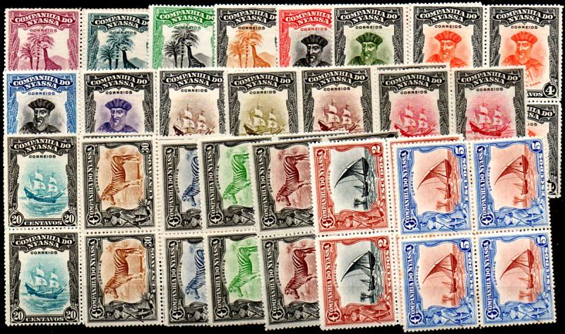 0094.jpg -     Lote:    94      Colecção IMPÉRIO      Companhia do Niassa       Descrição:         192&frac12;3 &mdash; Motivos diversos. CE106/125. Série completa em quadras. Quadra de 5E com dois ligeiros pontos de óxido. Valor de catálogo &euro; 174,80.        ***/**       Valor Base:     &euro; 45,00     Valor Venda:     &euro; 85,00     