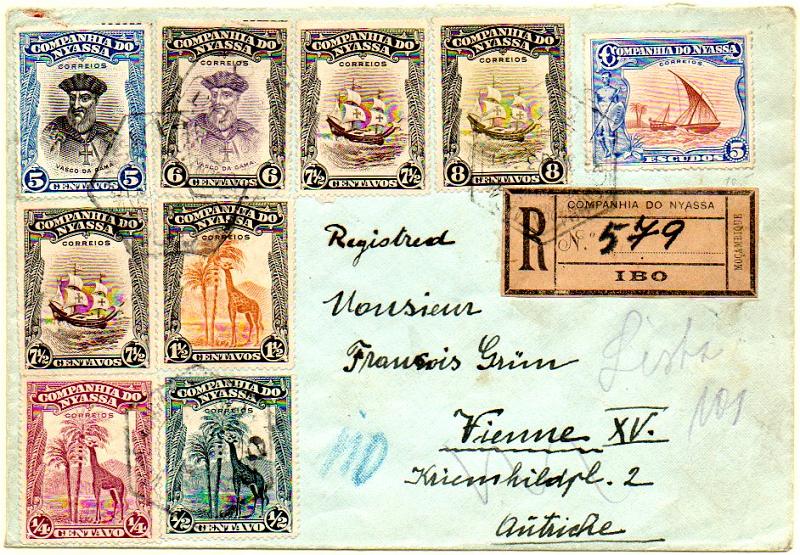 0106.jpg -     Lote:    106      Colecção IMPÉRIO      Companhia do Niassa       Descrição:         192&frac12;3 &mdash; Motivos diversos. Sobrescrito circulado registado do IBO para Viena (23.04.25) com trânsito pela Beira (25.03.25) e Londres, com selos de &frac14; c, &frac12; c, 1 &frac12; c, 5c, 6c, 7 &frac12; c, 8c e 5E, CE106/107, 109, 113/116 e 125. Pala do verso do sobrescrito selado com fragmentos de etiqueta da Ambulância Ferroviária.        Carta       Valor Base:     &euro; 120,00     Valor Venda:     &euro; 950,00     