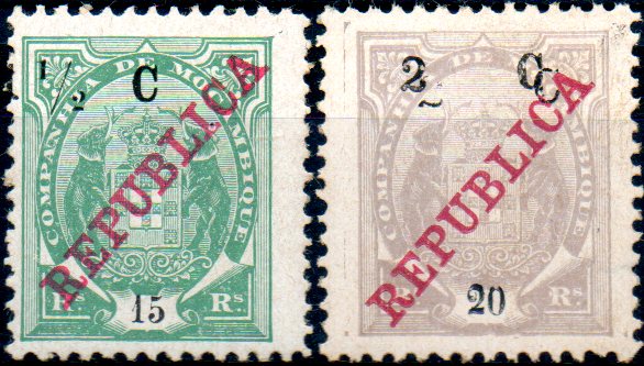 0148.jpg -     Lote:    148      Colecção IMPÉRIO      Companhia de Moçambique       Descrição:         1916 &mdash; Tipo Elefantes, com REPUBLICA e sobretaxa em centavos. Lote composto por dois selos: um de 1 &frac12; c s/ 15 reis verde CE95 com sobretaxa deslocada e outro de 2c s/ 20 reis lilás cinzento CE96 com dupla sobretaxa.        **       Valor Base:     &euro; 10,00     Valor Venda:     &euro; 26,00     