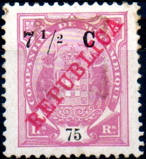 0153.jpg -     Lote:    153      Colecção IMPÉRIO      Companhia de Moçambique       Descrição:         1916 &mdash; Tipo Elefantes, com REPUBLICA e sobretaxa em centavos. CE99, 7 &frac12; c s/ 75 reis lilás. Sobretaxa tipo 7 &frac12; em vês de 7 &frac12;.        **       Valor Base:     &euro; 6,00     Valor Venda:     &euro; 32,00     