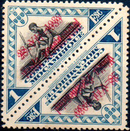 0180.jpg -     Lote:    180      Colecção IMPÉRIO      Companhia de Moçambique       Descrição:         1939 &mdash; Motivos locais com sobrecarga da "Visita Presidencial". CE196, 1E azul e preto. Par, com dupla sobrecarga. Não catalogada. MB e R.        ***/**       Valor Base:     &euro; 30,00     Valor Venda:     &euro; 46,00     
