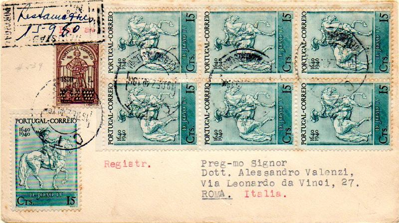 0409.jpg -     Lote:    409            Portugal       Descrição:         1931/1940 &mdash; D. Nuno Alvares Pereira + Centenários da Fundação e Restauração de Portugal. Sobrescrito circulado registado de Lisboa (19.12.40) para a Itália (24.12.40) com selo de 4$50 castanho e verde-claro CE542 + bloco de 6 selos (2x3) + 1 selo simples de 15c CE592. MB e R.        Carta       Valor Base:     &euro; 25,00     Valor Venda:     &euro; 46,00     