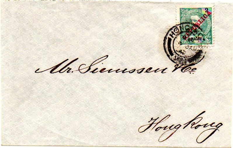 0442.jpg -     Lote:    442            Macau       Descrição:         1911 &mdash; D. Carlos I, com sobrecarga REPUBLICA da Casa da Moeda. CE151, 2 avos sobre sobrescrito lançado a bordo de paquete para Hong-Kong (04.01.12).        Carta       Valor Base:     &euro; 30,00     Valor Venda:     &euro; 40,00     