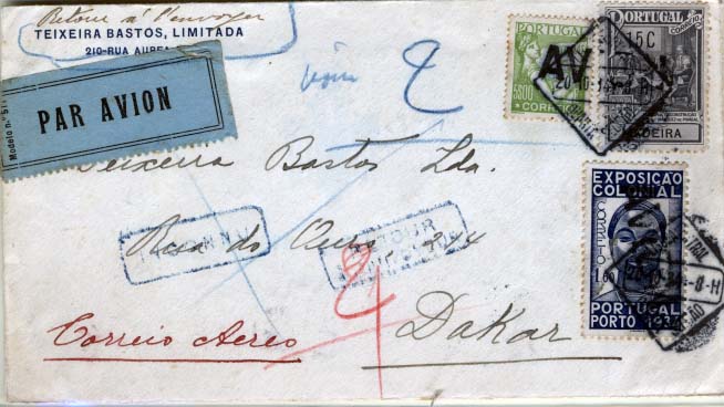 0693.jpg -     Lote:    693            Correio aéreo       Descrição:         1934-10-20 - Carta de Lisboa para Tanger transportada pela Aero-Portuguesa e enlace com a Air France para Dakar. Selos portugueses na importância de 6.75 esc. duplamente obliterados  com a marca normal de Lisboa-Central, 20-10-34 e a marca especial  AVION. Linha aérea da Air France, Paris &mdash; Rio de Janeiro. Carimbos no verso de Lisboa Central 9/11/34 e de DAKAR 22/Oct/34.        Aéreo       Valor Base:     &euro; 45,00     Valor Venda:     &euro; 70,00     