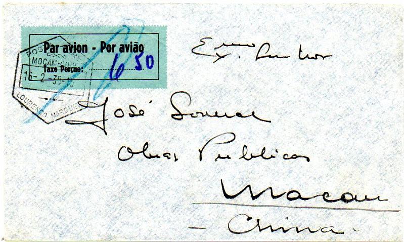 0738.jpg -     Lote:    738            Correio aéreo       Descrição:         1939 &mdash; Ligação Moçambique-Macau. Sobretaxa do correio aéreo. Sobrescrito com etiqueta da sobretaxa do correio aéreo impressa, circulada por via aérea de Lourenço Marques (16.02.38) para Macau (01.03.38) com trânsito por Alexandria (21.02.38) e Hong-Kong (28.02.38). Franquia manuscrita a azul de 6$50.        Aéreo       Valor Base:     &euro; 35,00     Valor Venda:     &euro; 55,00     