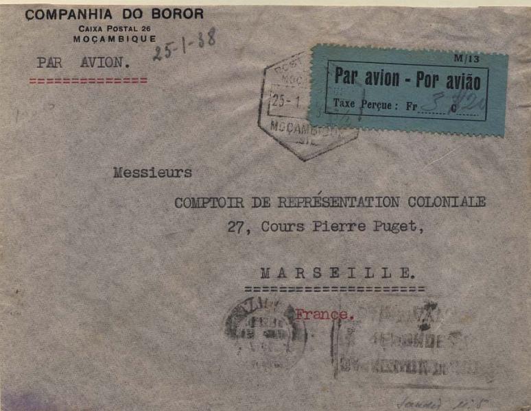 0739.jpg -     Lote:    739            Correio aéreo       Descrição:         1936 &mdash; Sobretaxa do Correio Aéreo. Legenda "Taxe Perçue". Sobrescrito circulado de Moçambique (25.01.38) para Marselha (04.02.38), com etiqueta mod 13 CE SCA5, com sobretaxa de correio aéreo de 3$20 manuscrita.        Aéreo       Valor Base:     &euro; 10,00     Valor Venda:     &euro; 22,00     