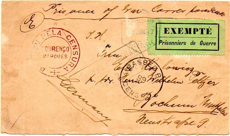 0800.jpg -     Lote:    800                   Descrição:         1914/1919 &mdash; 1.ª Guerra Mundial. Campo de Prisioneiros de Macequece. Sobrescrito circulado isento de franquia de Macequece (10.01.17) para a Alemanha, com etiqueta verde "EXEMPTÉ / PRISONNIERS DE GUERRE". Carimbo de censura circular a vermelho "PASSOU PELA CENSURA" + carimbo a preto "QUARTEL GENERAL / LOURENÇO MARQUES" + cinta de censura da África do Sul. MB e MR,        Carta       Valor Base:     &euro; 500,00     Valor Venda:     &euro; 500,00     